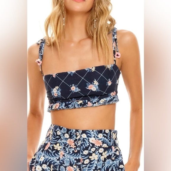 Agua Bendita Allie crop top in navy floral NWT - Picture 1 of 9